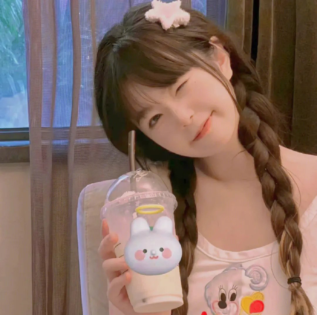 索菲亚海报