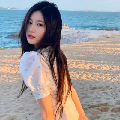 毗邻而居海报